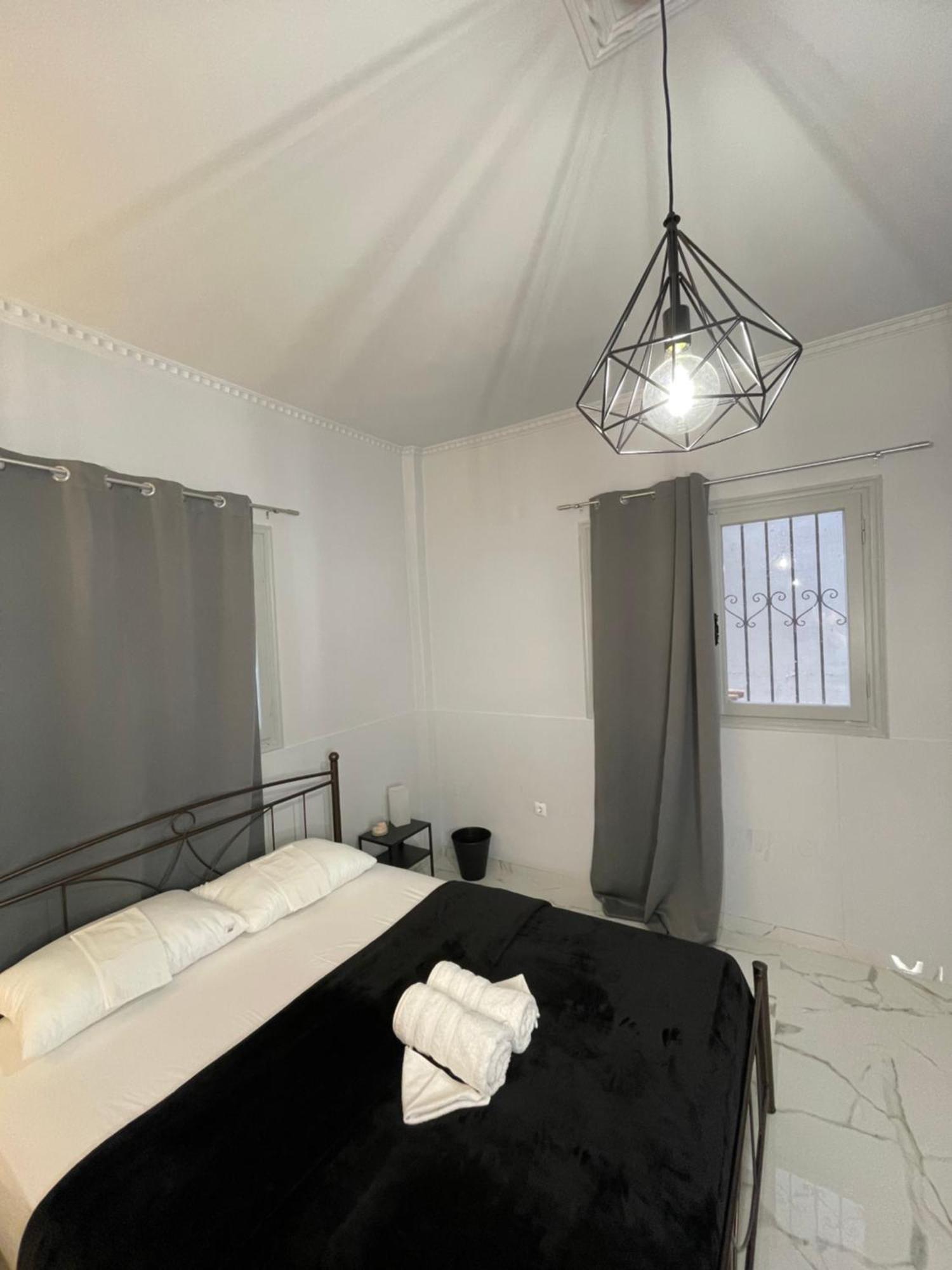 Airpoint Renovated Apartment อาร์เตมีดา ภายนอก รูปภาพ