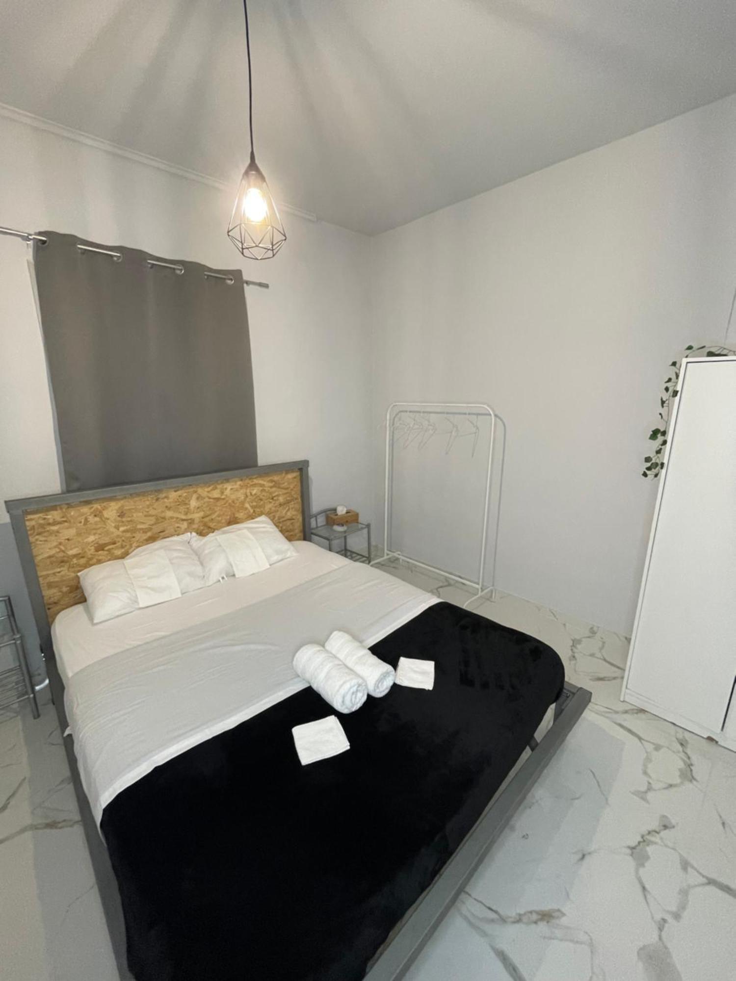 Airpoint Renovated Apartment อาร์เตมีดา ภายนอก รูปภาพ
